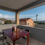 Lägenhet Grga Trogir