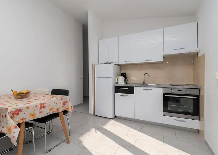 Grga 公寓 特罗吉尔