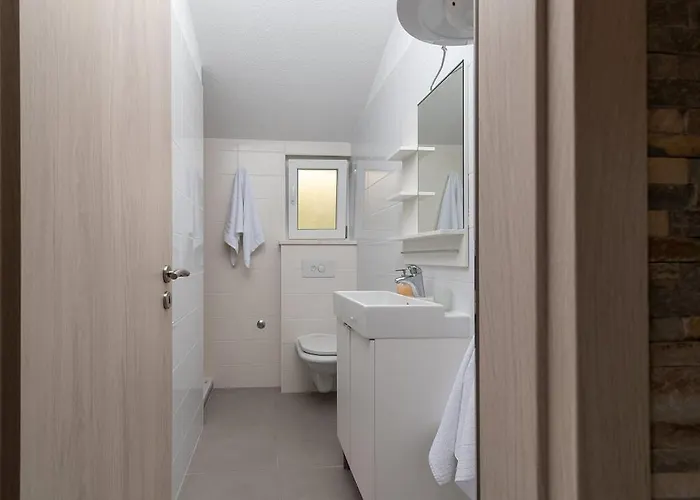 Grga 公寓 特罗吉尔