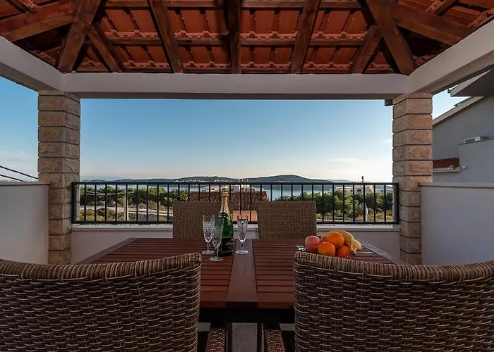 公寓 Grga 特罗吉尔